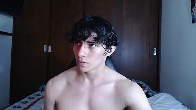 Snapshot of aresholland chatting on 02.23.25 aresholland online show from 02.23.25