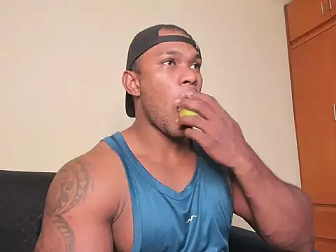 Snapshot of Tyler_Waka01 chatting on 03.25.26 Tyler Waka01 online show from 03.25.26