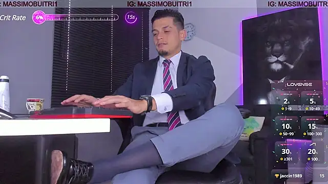 Snapshot of massimo_g chatting on 12.13.24 massimo g online show from 12.13.24