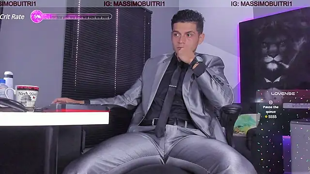 Snapshot of massimo_g chatting on 12.15.24 massimo g online show from 12.15.24