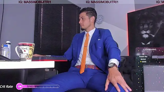 Snapshot of massimo_g chatting on 12.23.24 massimo g online show from 12.23.24