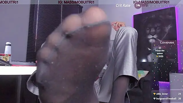 Snapshot of massimo_g chatting on 01.15.25 massimo g online show from 01.15.25