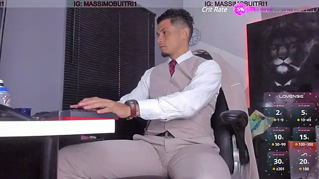 Snapshot of massimo_g chatting on 01.21.25 massimo g online show from 01.21.25