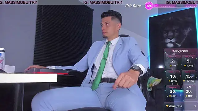 Snapshot of massimo_g chatting on 01.29.25 massimo g online show from 01.29.25