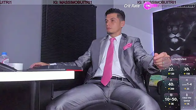 Snapshot of massimo_g chatting on 02.19.25 massimo g online show from 02.19.25