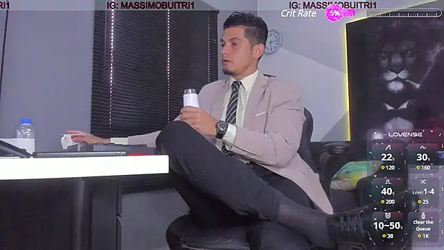 Snapshot of massimo_g chatting on 02.25.25 massimo g online show from 02.25.25