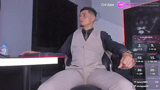 Snapshot of massimo_g chatting on 03.04.25 massimo g online show from 03.04.25