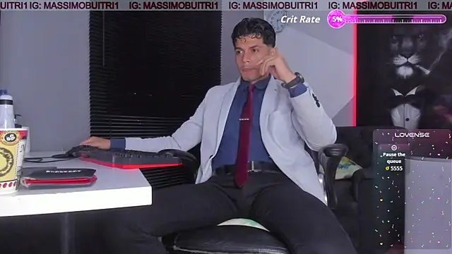 Snapshot of massimo_g chatting on 10.23.25 massimo g online show from 10.23.25