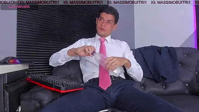 massimo g online show from 04.13.26