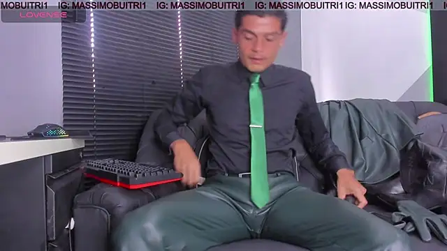 massimo g online show from 04.13.26