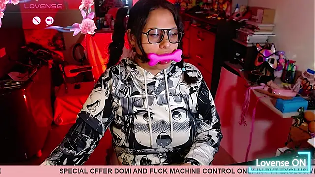 Snapshot of _lilith_heavy chatting on 11.23.25 lilith heavy online show from 11.23.25