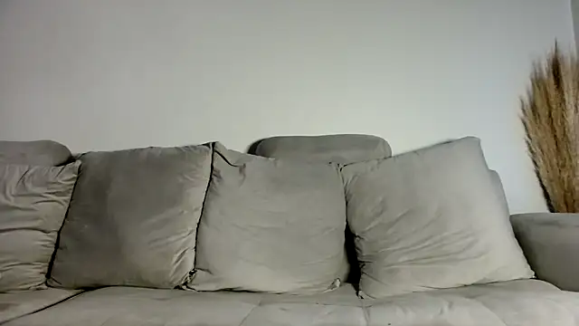 BedroomBullyX5 online show from 09.26.25