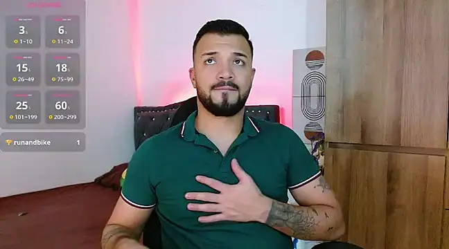 Snapshot of mathew_vidal1 chatting on 12.03.24 mathew vidal1 online show from 12.03.24