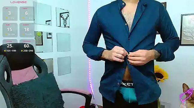 Snapshot of mathew_vidal1 chatting on 02.21.25 mathew vidal1 online show from 02.21.25