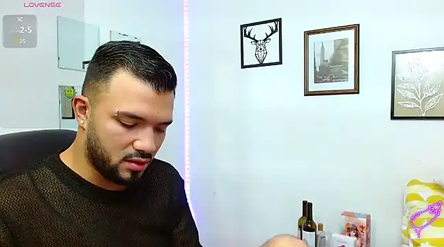 Snapshot of mathew_vidal1 chatting on 03.04.25 mathew vidal1 online show from 03.04.25