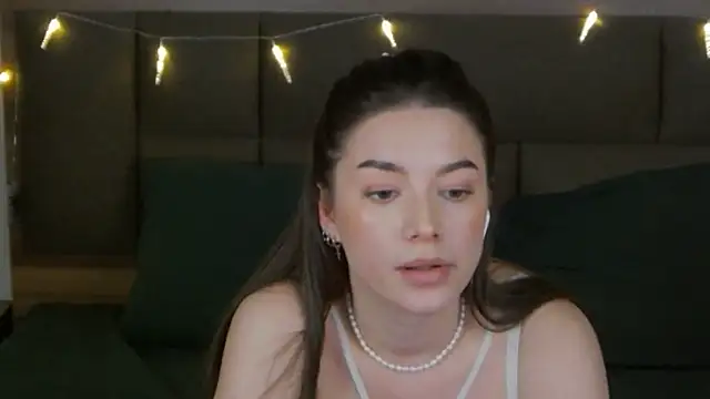 sinthiaroze online show from 02.27.25