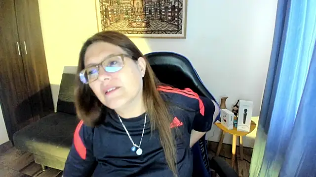 Ivette Shaira online show from 04.14.26