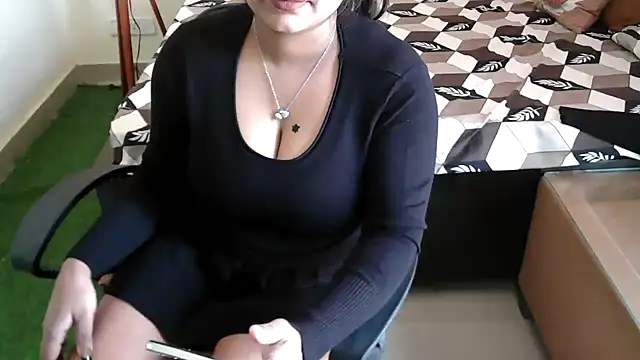 shivi moto online show from 12.12.24