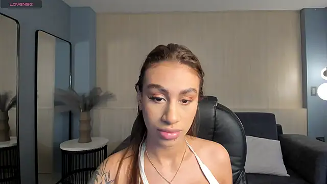 DannaCruz online show from 09.28.25