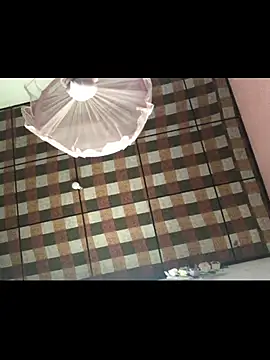 Snapshot of Naughty_soulz chatting on 10.21.25 Naughty soulz online show from 10.21.25