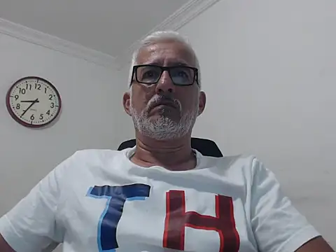 cenizo10124 online show from 09.29.25