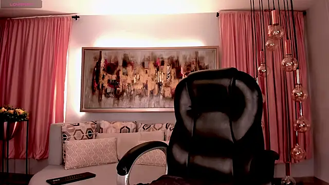SophiePalmer online show from 01.24.25