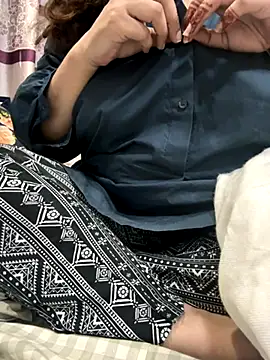 Sexybomb33 online show from 12.02.25