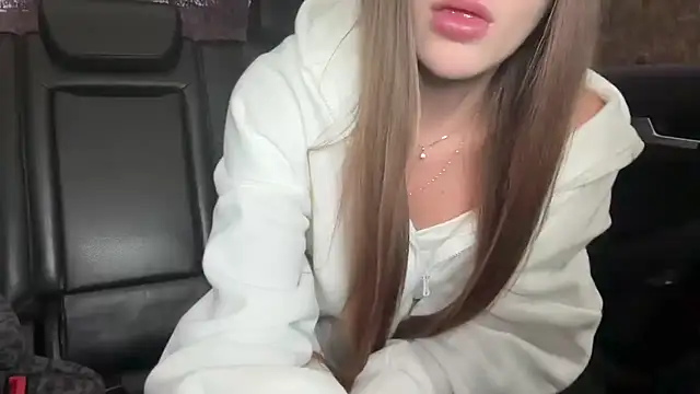 Snapshot of _i_have_cookies1 chatting on 09.29.25 i have cookies1 online show from 09.29.25