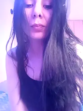 Snapshot of LissaThompsom chatting on 12.30.24 LissaThompsom online show from 12.30.24