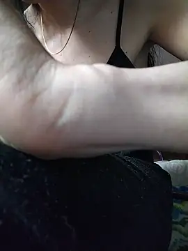 LissaThompsom online show from 11.30.25