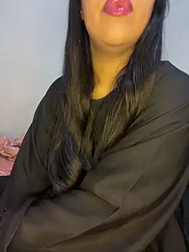 Snapshot of Mayacrayzi chatting on 09.26.25 Mayacrayzi online show from 09.26.25