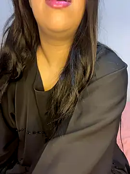 Snapshot of Mayacrayzi chatting on 10.14.25 Mayacrayzi online show from 10.14.25