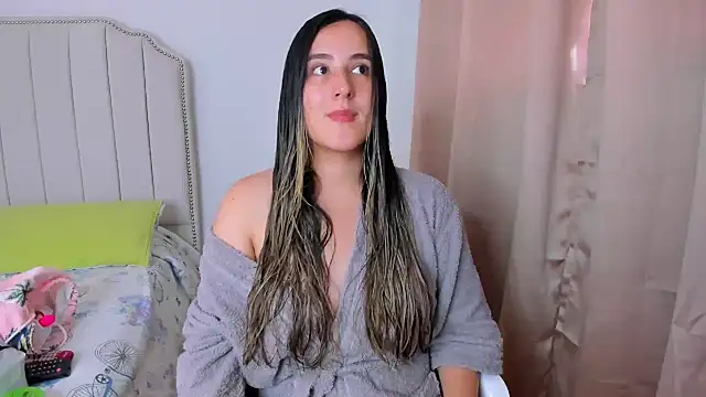 Hanna86 online show from 10.28.25