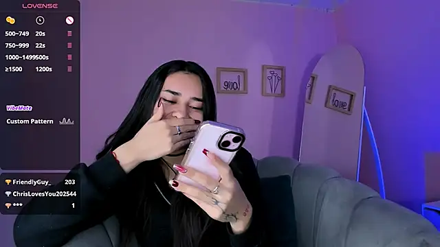 Snapshot of AmyOlimpo chatting on 03.05.25 AmyOlimpo online show from 03.05.25