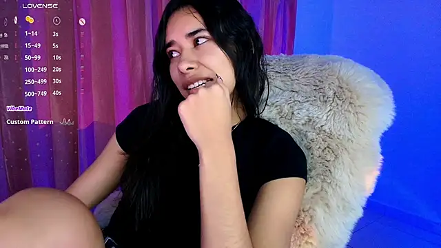 Snapshot of AmyOlimpo chatting on 09.16.25 AmyOlimpo online show from 09.16.25