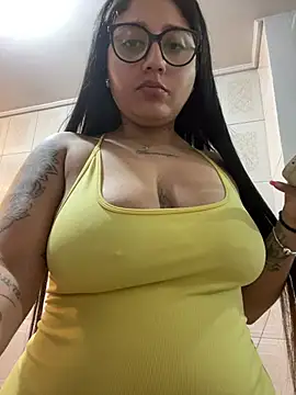 Snapshot of croftsmila chatting on 06.19.26 croftsmila online show from 06.19.26