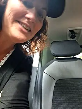 biboii online show from 10.18.25