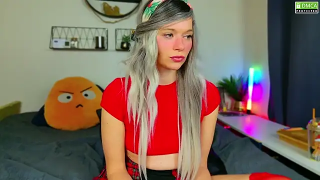 Kittychatte online show from 12.11.24