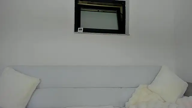 bellahot77 online show from 02.18.26