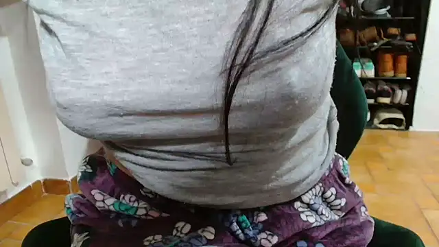 patatinahot87 online show from 01.14.26