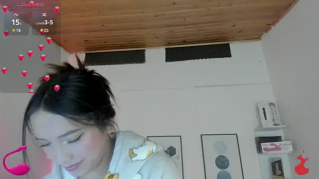 Snapshot of cristal__hot_1 chatting on 01.19.25 cristal hot 1 online show from 01.19.25
