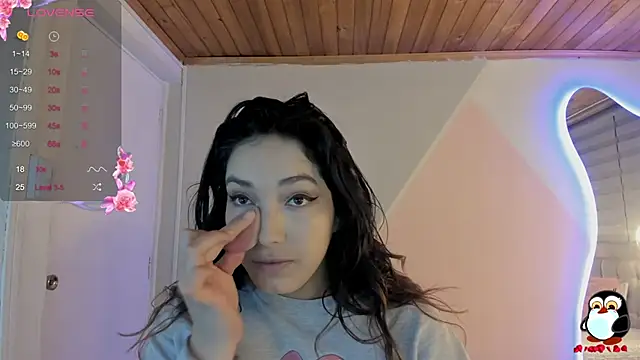 cristal  hot 1 online show from 10.12.25