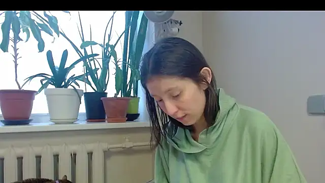 Snapshot of Sophi_Cute chatting on 02.22.25 Sophi Cute online show from 02.22.25