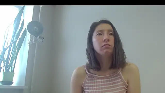 Snapshot of Sophi_Cute chatting on 03.14.25 Sophi Cute online show from 03.14.25