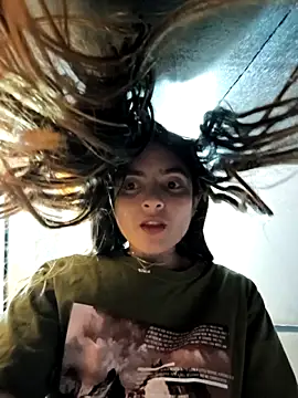 Sam Sara online show from 12.04.25