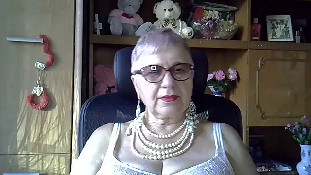 SweetCherry27 online show from 09.18.25