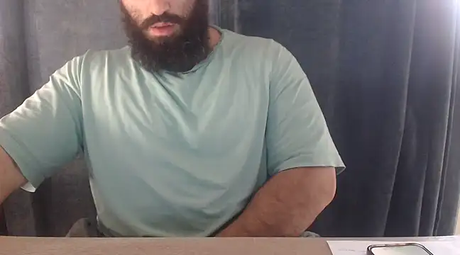 hugemachohandsome online show from 12.04.24