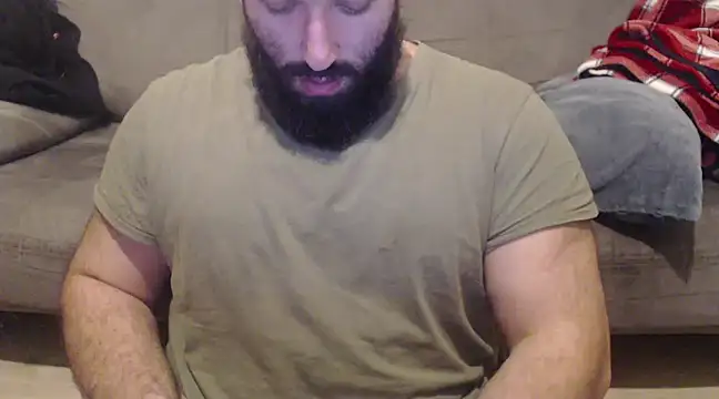 hugemachohandsome online show from 01.04.25
