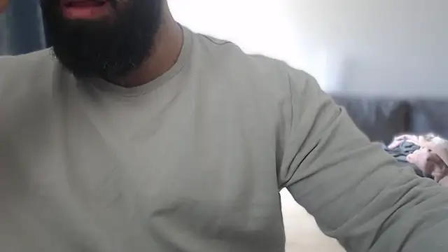 hugemachohandsome online show from 10.18.25