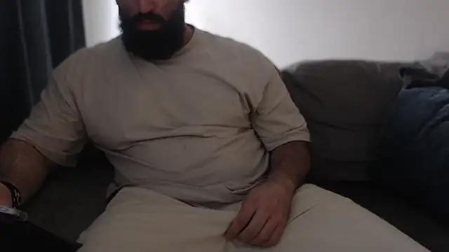 hugemachohandsome online show from 12.14.25